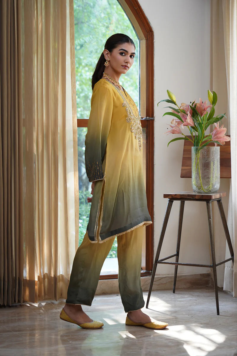 RUHANI HAND EMBROIDERED CREPE PRINTED MATCHING SET