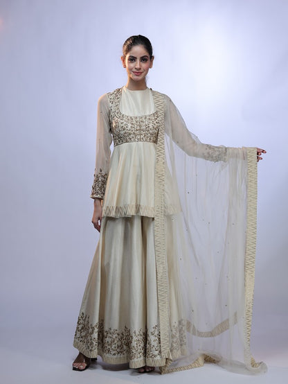 Noor-e-Royalty