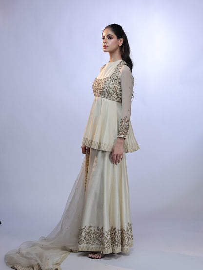 Noor-e-Royalty