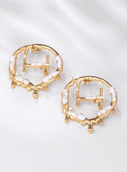 Drip "OH" Monogram Earrings With Keshi Pearls