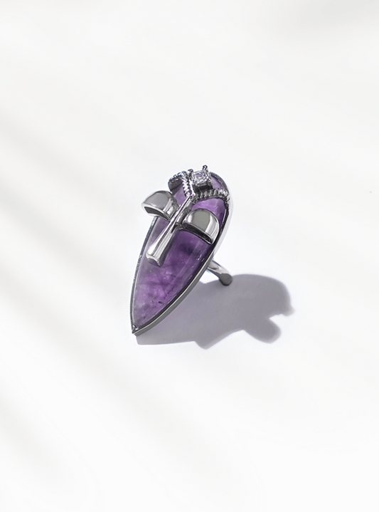 Gavi Amethyst Signet Ring In Silver Finish