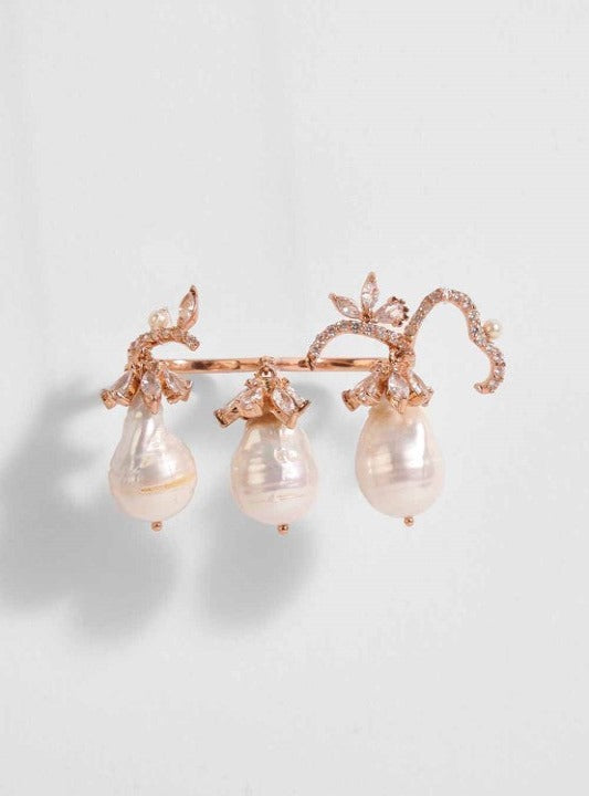 The Paloma Pearl Double Finger Ring