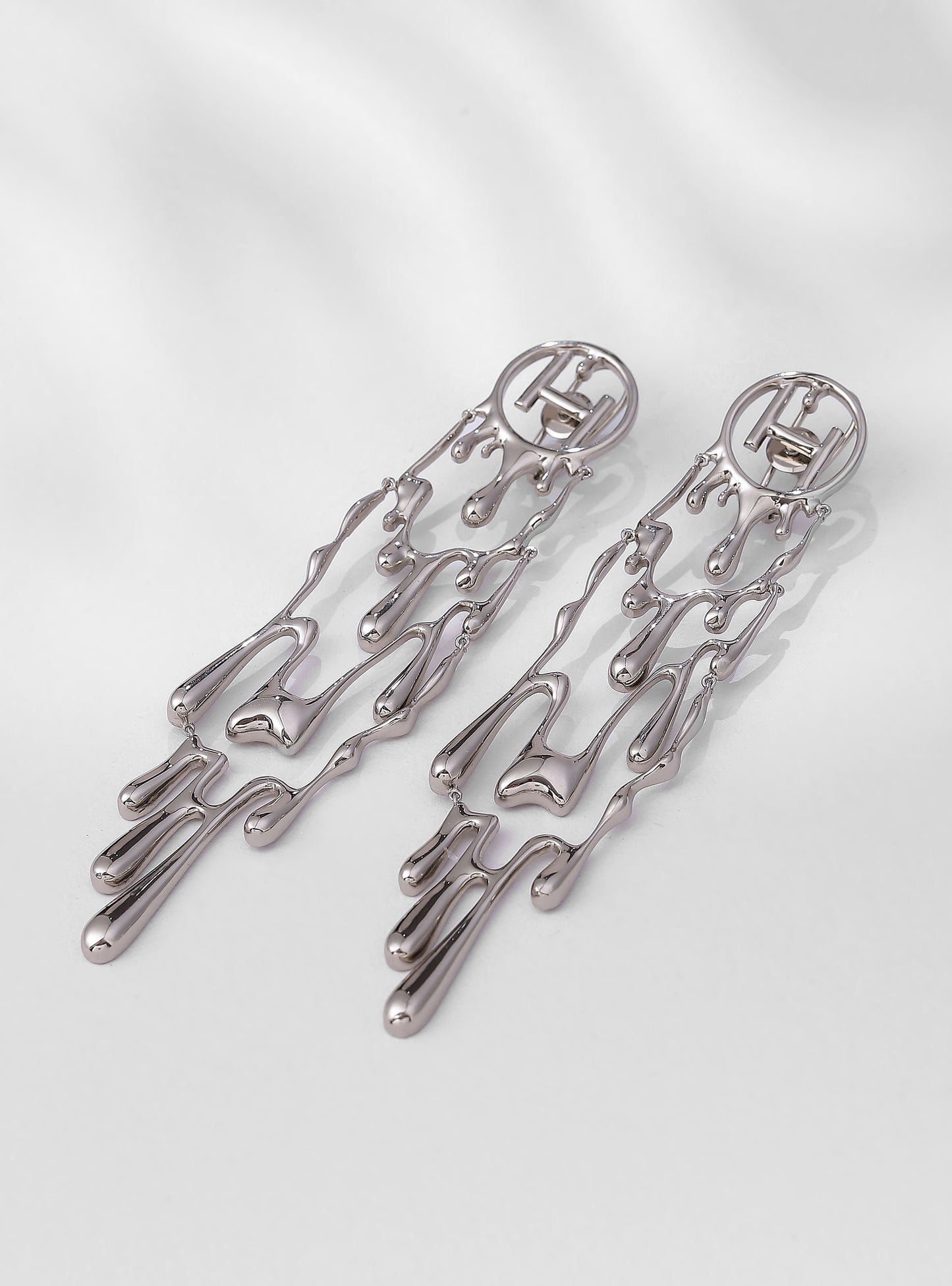 Drip OH Free Fall Earrings