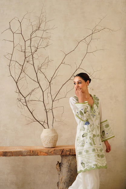 ZARWA PURE CHANDERI EMBROIDERED MATCHING SET
