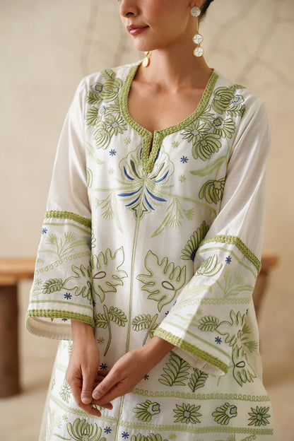 ZARWA PURE CHANDERI EMBROIDERED MATCHING SET